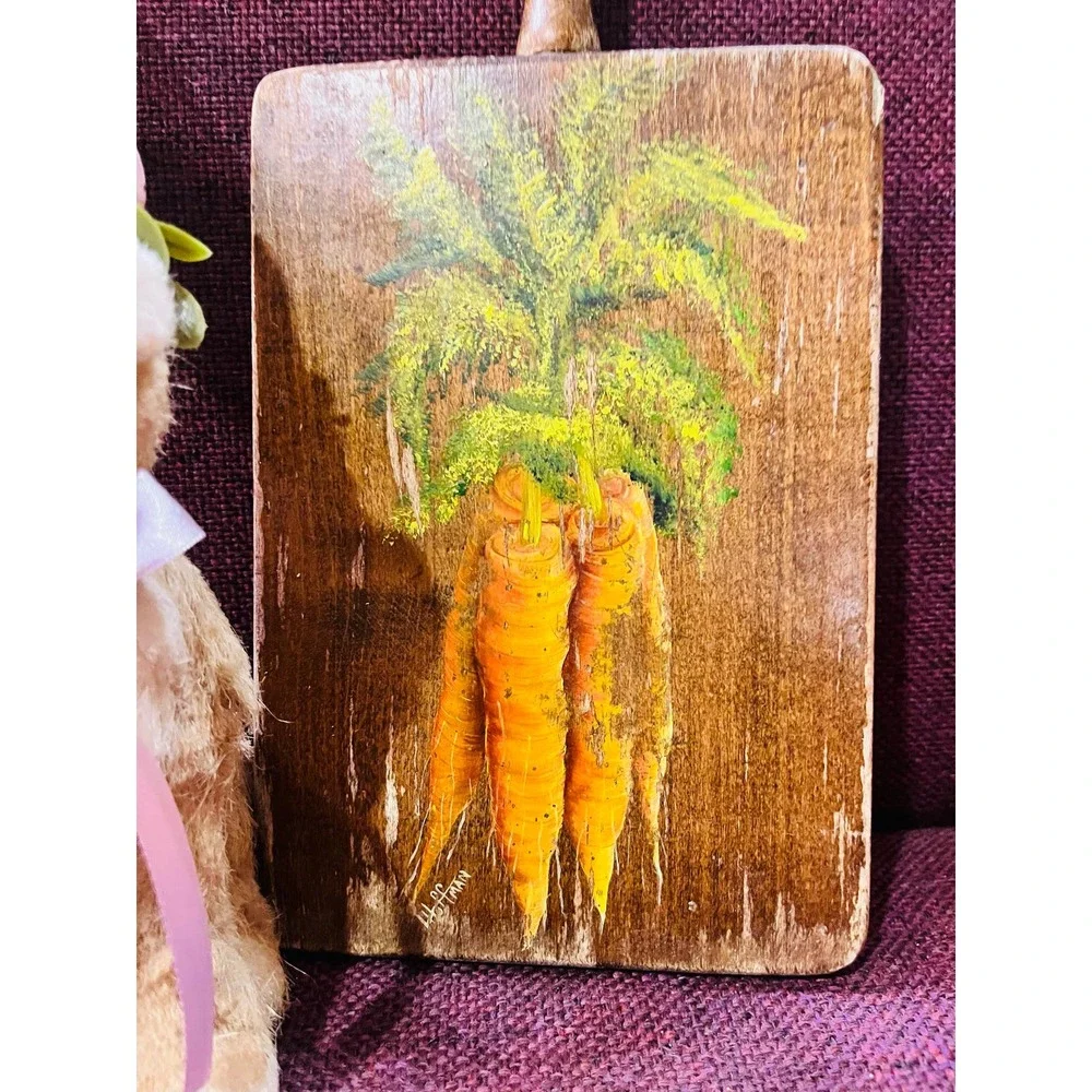 Vintage Carrot cutting board with bunny